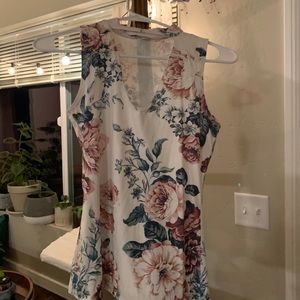 floral tank w/ collar